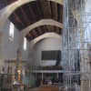 Vista del interior de la iglesia hacia el coro durante los trabajos