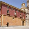Fachada a Plaza Santo Domingo tras su restauración